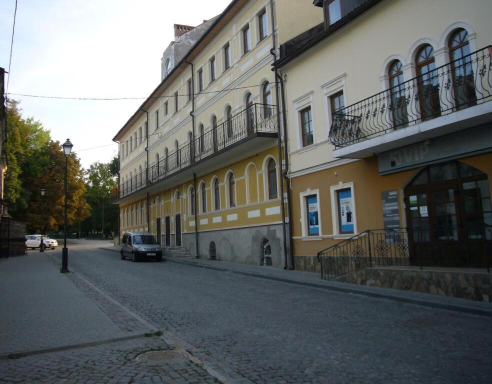 Апартаменти в Старому Місті Sweet House Камианец-Подилский Екстериор снимка