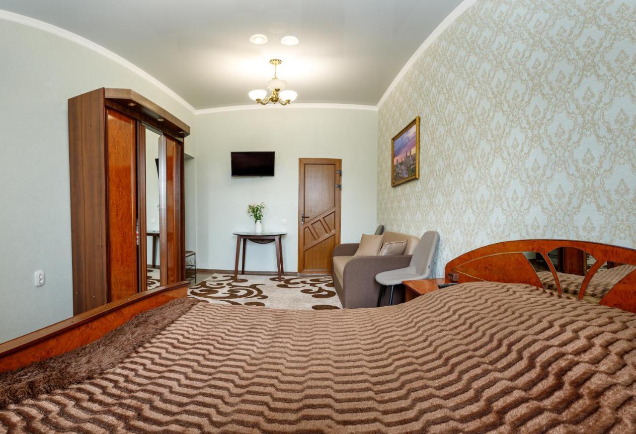 Апартаменти в Старому Місті Sweet House Камианец-Подилский Екстериор снимка